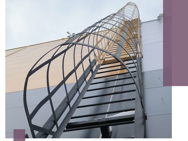 Изготовление и монтаж пожарных лестниц в Котласе профессионально