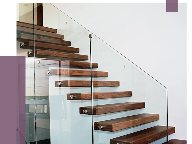 Стеклянные перила для лестницы в Котласе от 15026 руб.