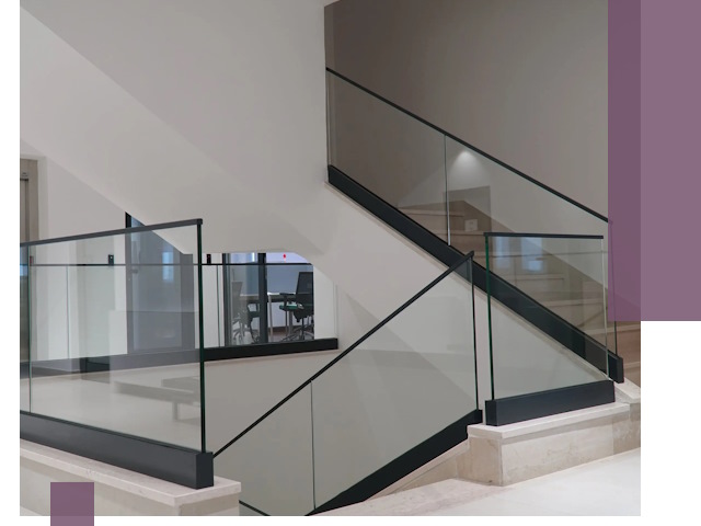 Стеклянные перила премиум-класса с установкой в Котласе