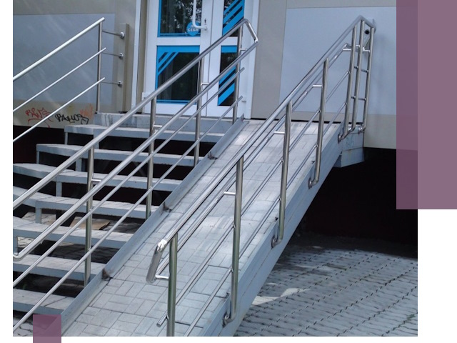 Пандус на крыльцо под ключ в Котласе: монтаж и изготовление