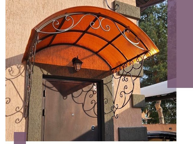 Демонтаж козырьков в Котласе быстро и безопасно