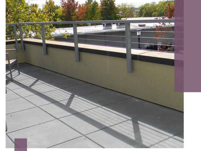 Металлические парапеты под ключ в Котласе: монтаж и изготовление